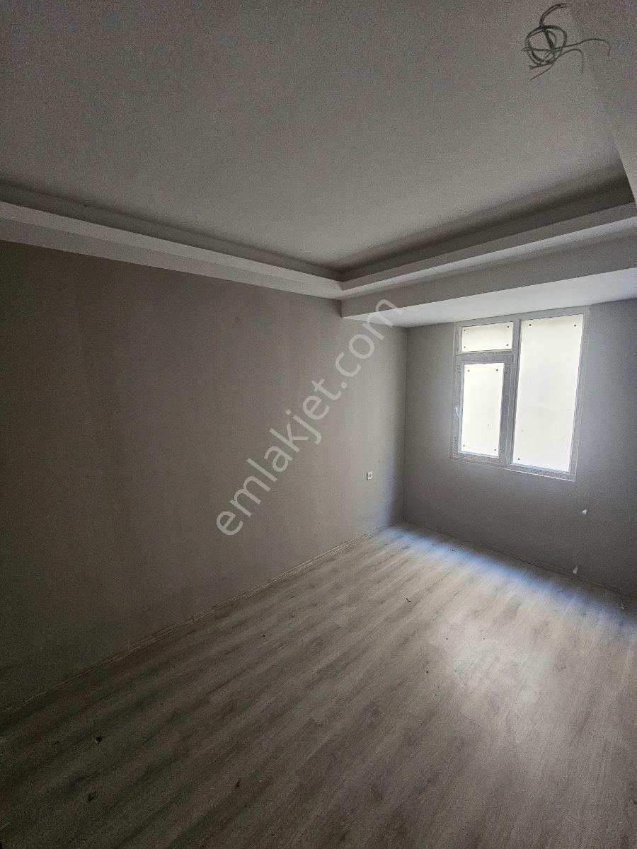 Toplama Merkezine 200 Metre Bahçelievler 2.sokakda 0 1+1 Daire — fotoğraf 9