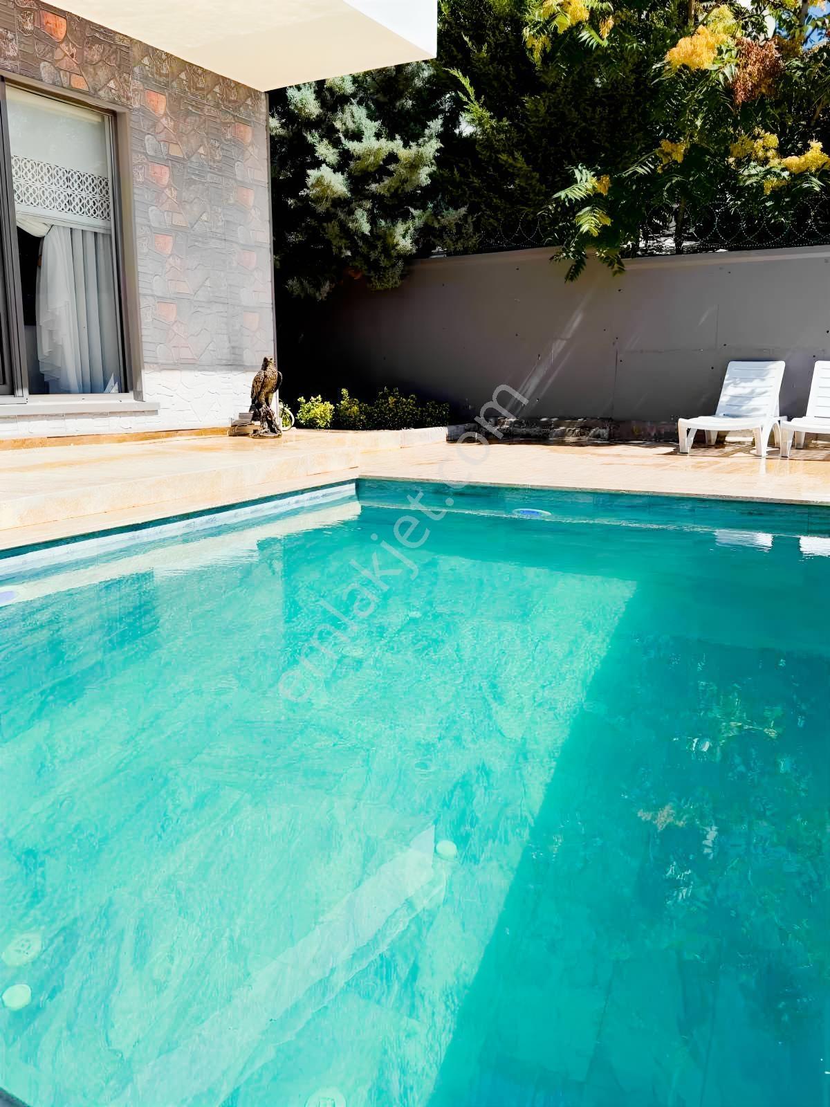 Lotus'dan Çiflik'de Lüks 3+1 Havuzlu Villa — fotoğraf 15