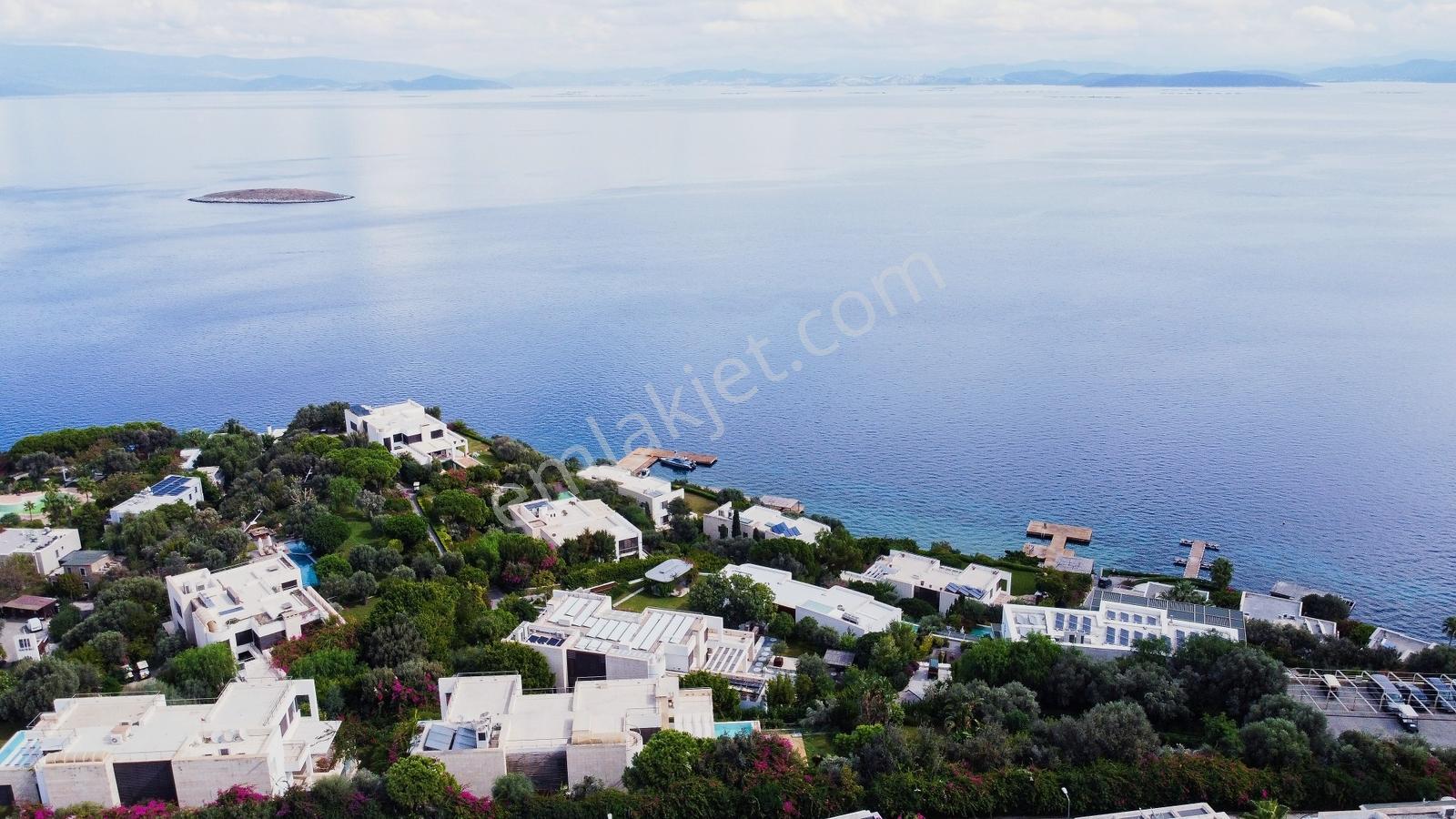 Türkbükü Olive Hill'De Plajlı Deniz Manzaralı Dubleks Daire
