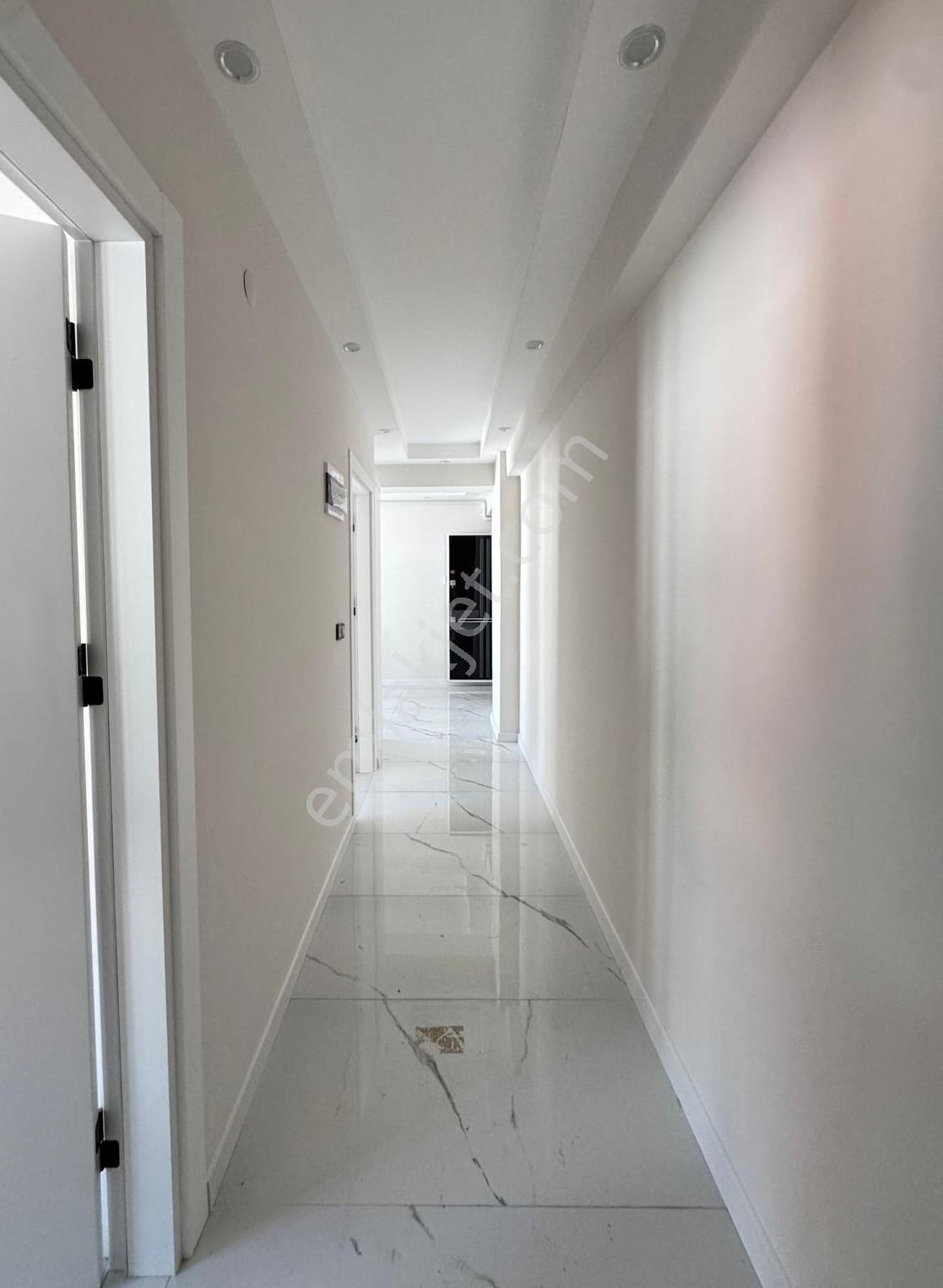Zeki Emlak'tan Muradiye'de İstasyon Civ. Satılık 2+1 Sıfır Daire — fotoğraf 6