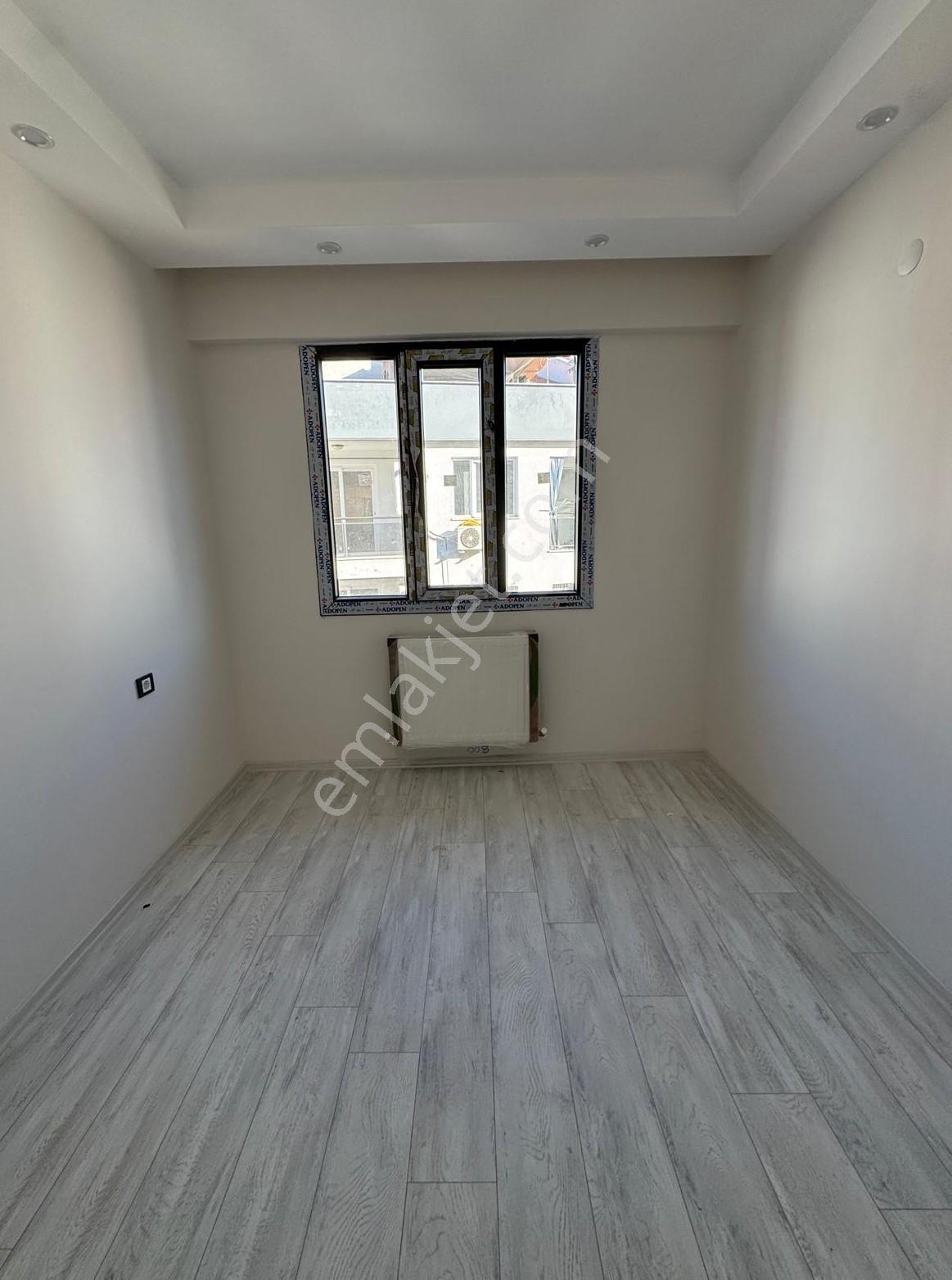 Zeki Emlak'tan Muradiye'de İstasyon Civ. Satılık 2+1 Sıfır Daire — fotoğraf 7