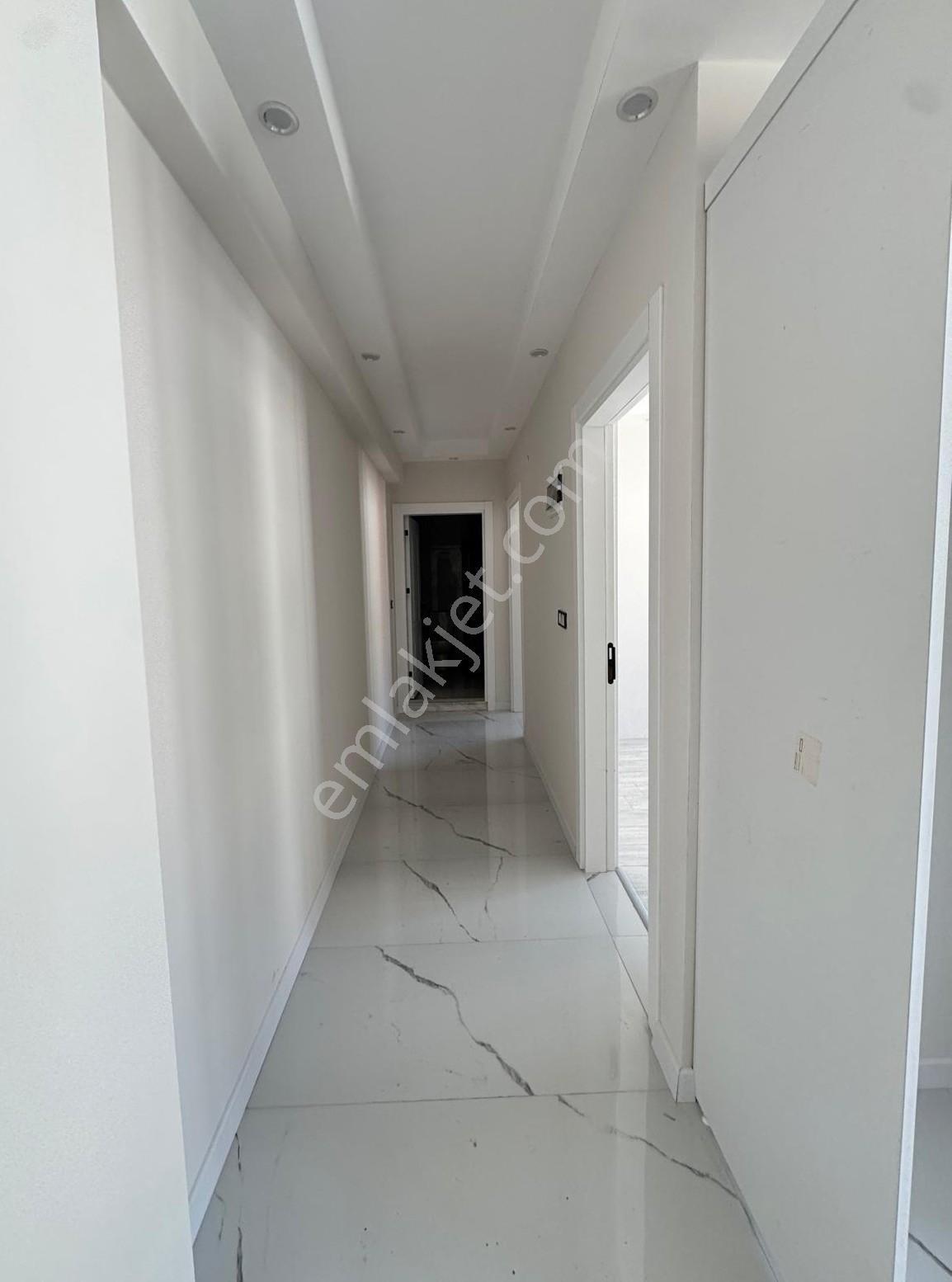 Zeki Emlak'tan Muradiye'de İstasyon Civ. Satılık 2+1 Sıfır Daire — fotoğraf 9