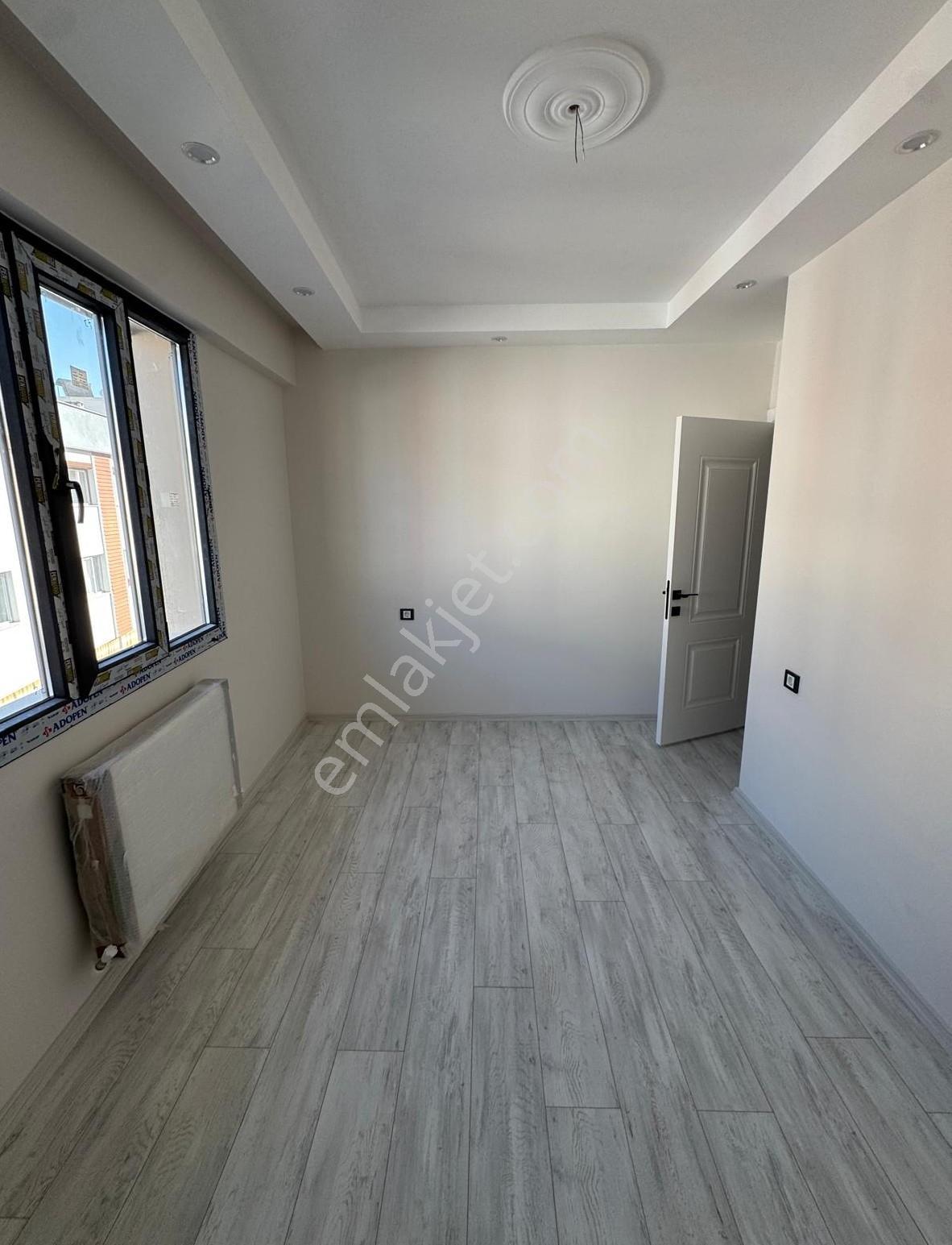 Zeki Emlak'tan Muradiye'de İstasyon Civ. Satılık 2+1 Sıfır Daire — fotoğraf 11