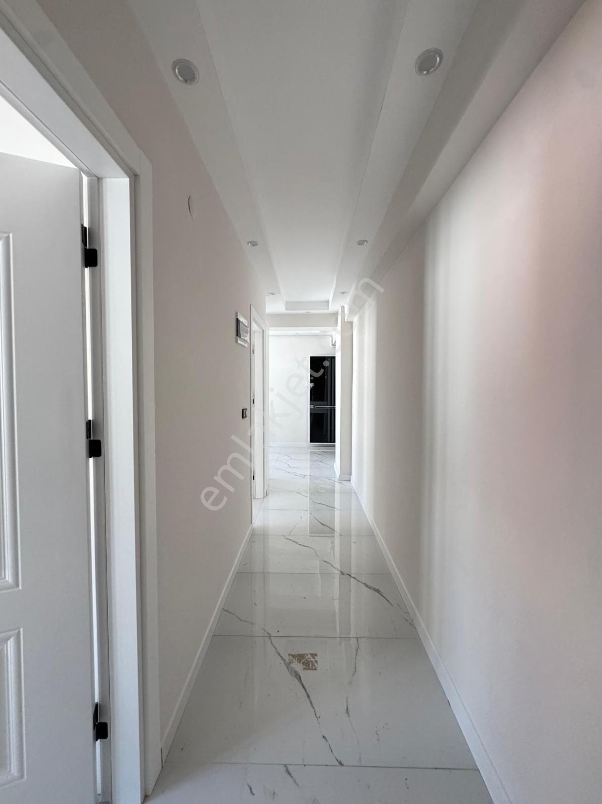 Zeki Emlak'tan Muradiye'de İstasyon Civ. Satılık 2+1 Sıfır Daire — fotoğraf 12