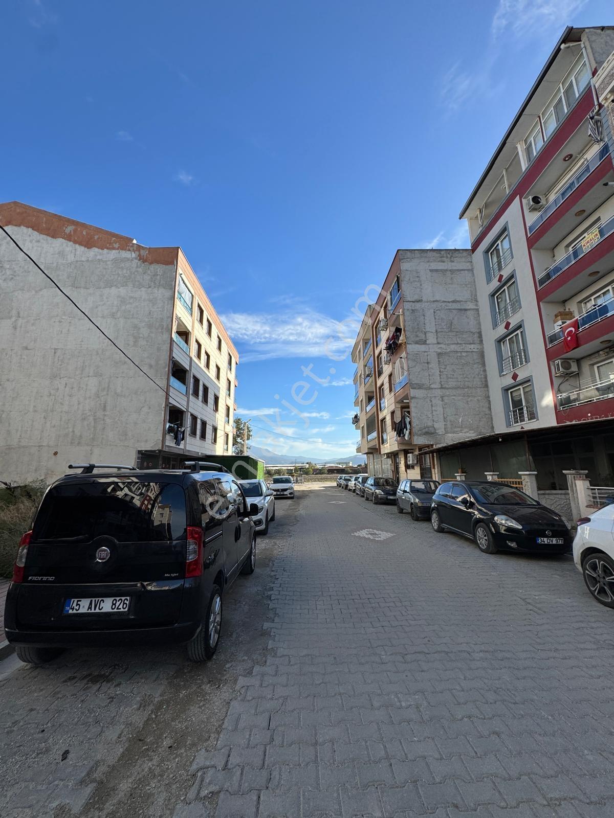 Zeki Emlak'tan Muradiyede Cam Balkonlu 2+1 Ara Kat Satılık Daire — fotoğraf 16