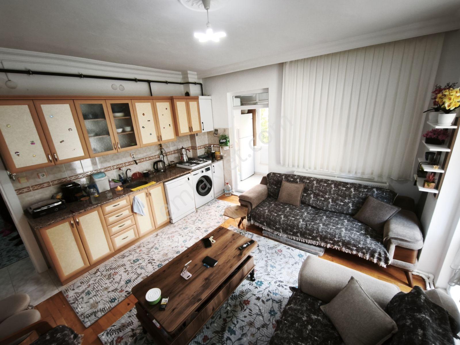 Han Gayrimenkul'den 1+1 Doğalgazlı Yüksek Giriş Daire — fotoğraf 5
