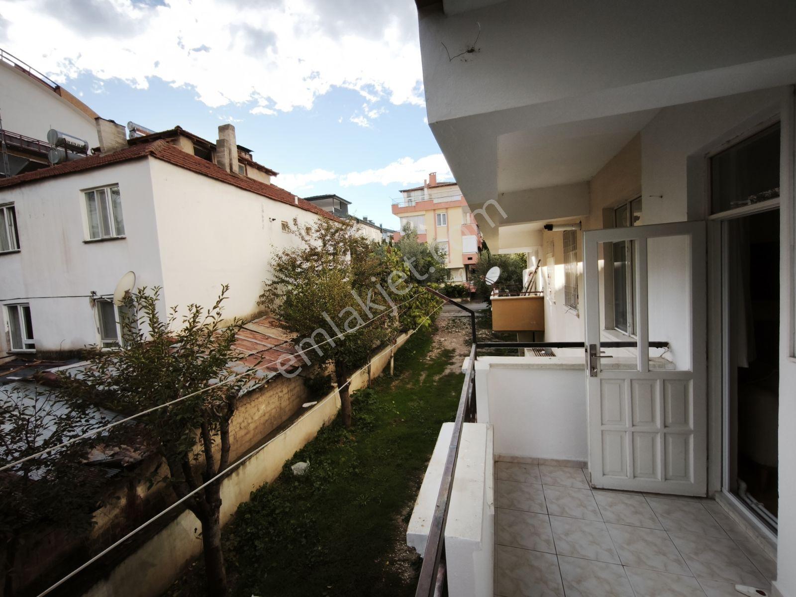 Han Gayrimenkul'den 1+1 Doğalgazlı Yüksek Giriş Daire — fotoğraf 11