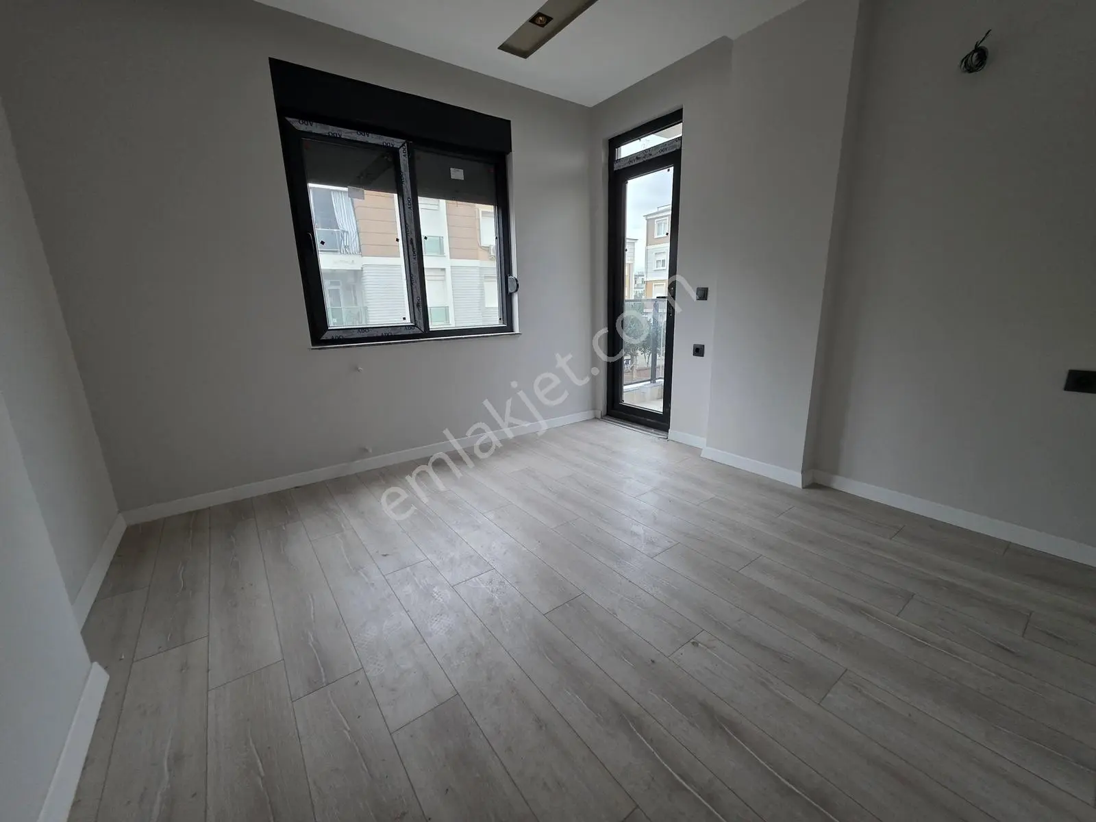 Kepez Şelale Mah. Sütçüler Caddesi Yanında 2+1 85m² Sıfır Daire — fotoğraf 4
