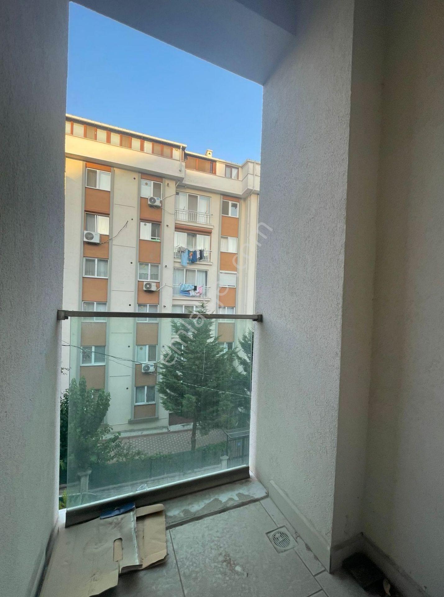 Mertcan'dan Metroya Yürüme 6dk Balkonlu Ara Kat 2+1 Daire — fotoğraf 7