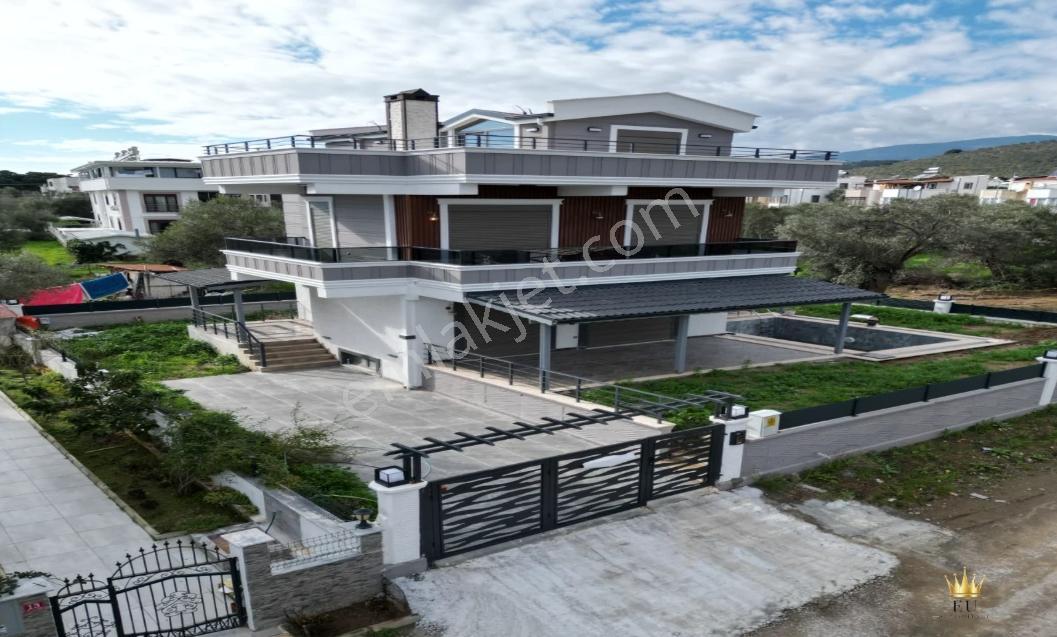 Eu Gayrimenkul'den Yerden Isıtma 6+1 Havuzlu Tek Müstakil Villa — fotoğraf 2