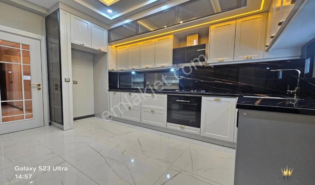 Eu Gayrimenkul'den Yerden Isıtma 6+1 Havuzlu Tek Müstakil Villa — fotoğraf 17