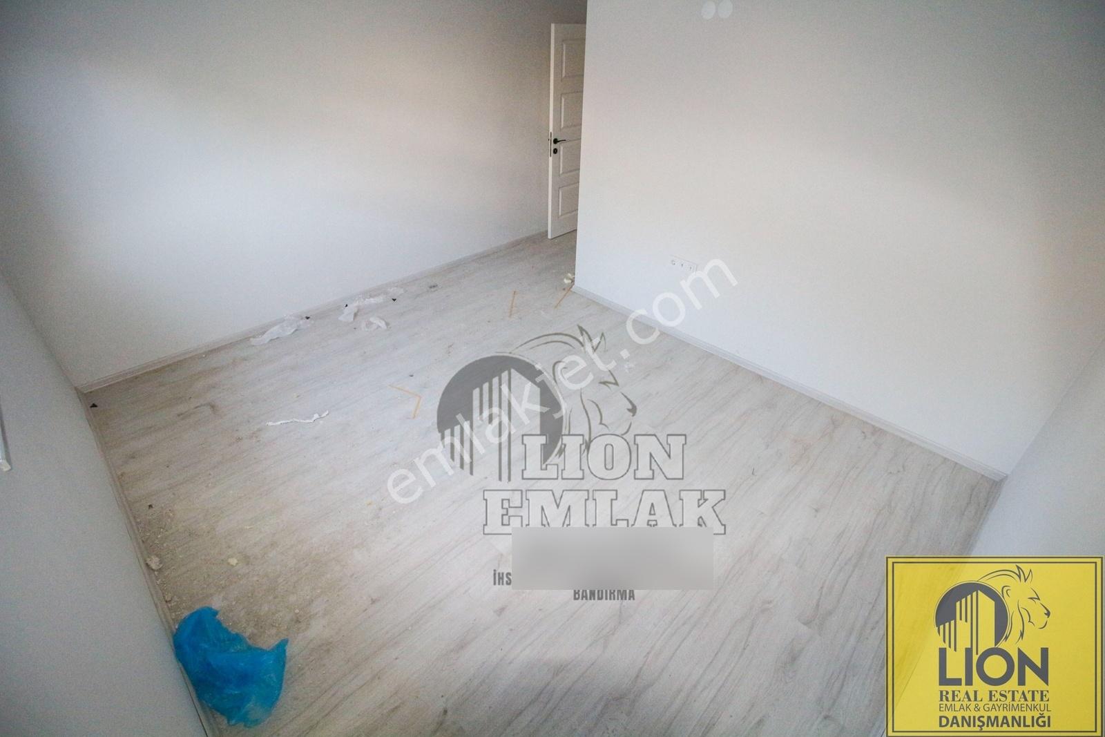 Lıon Emlak'tan Kayacık'ta Çift Banyo,balkonlu Satılık 2+1 Daire — fotoğraf 26
