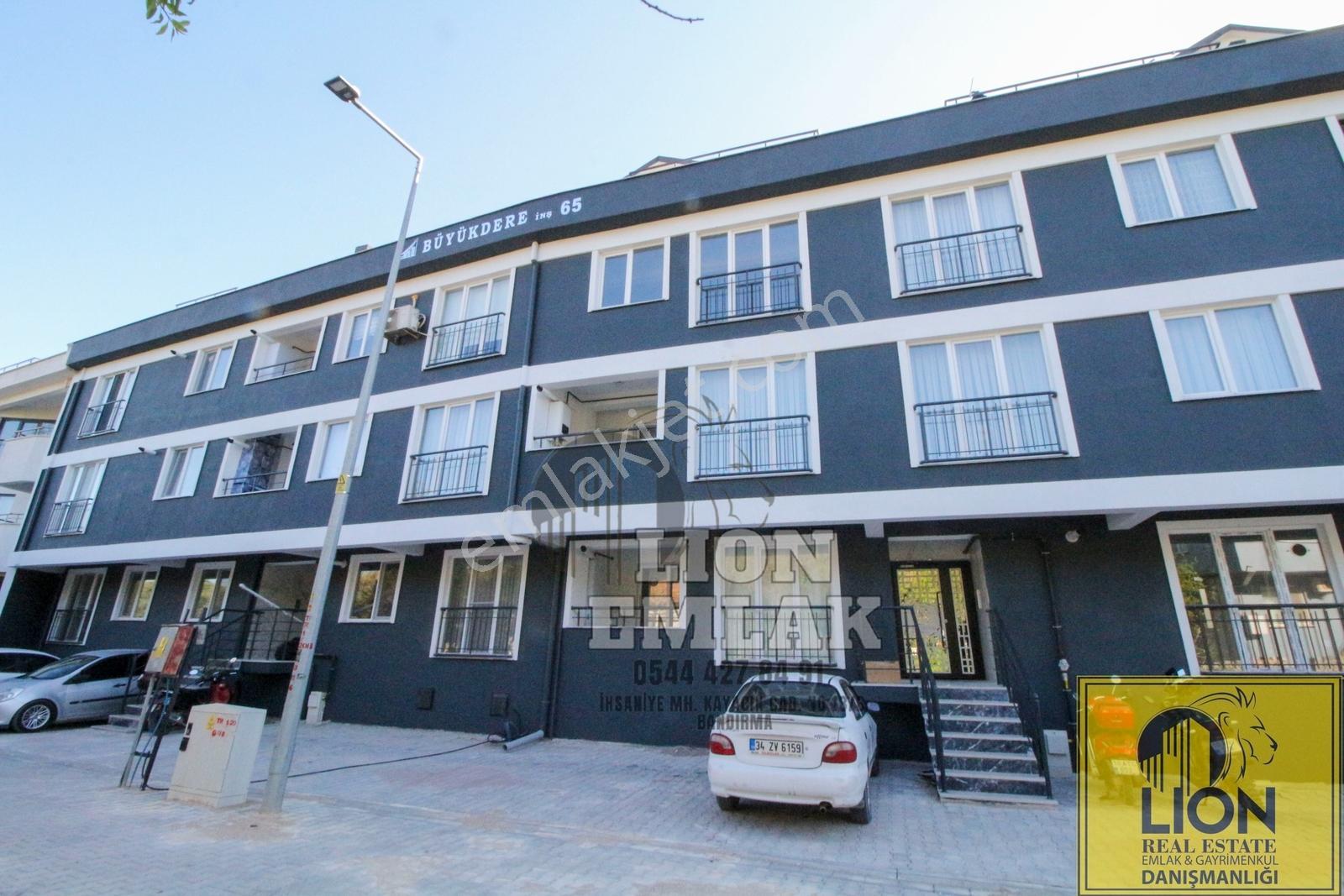 Lıon Emlak'tan Kayacık'ta Çift Banyo,balkonlu Satılık 2+1 Daire — fotoğraf 34
