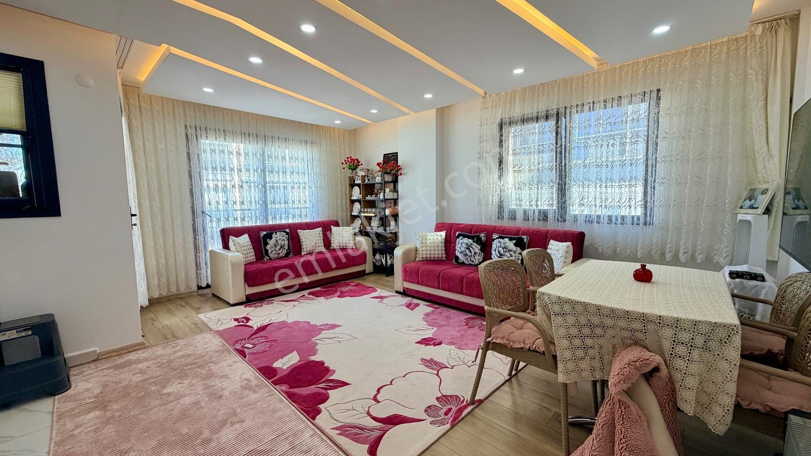 Aydın Didim Hisar Mahallesinde Asansörlü Binada Ön Cephe 2+1