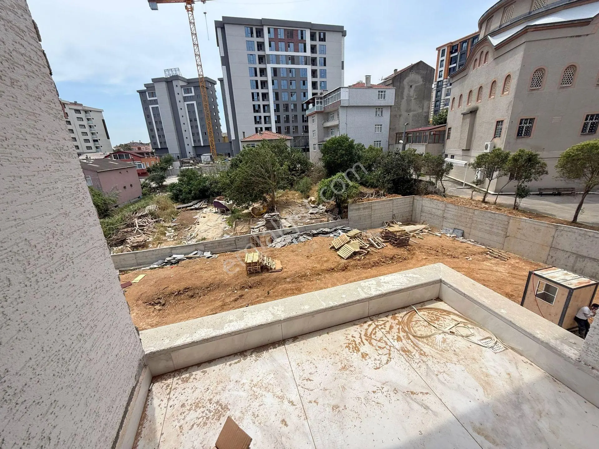 Mertcan'dan Yayalar Mah. Caddeye 1dk Balkonlu Ara Kat 2+1 — fotoğraf 6