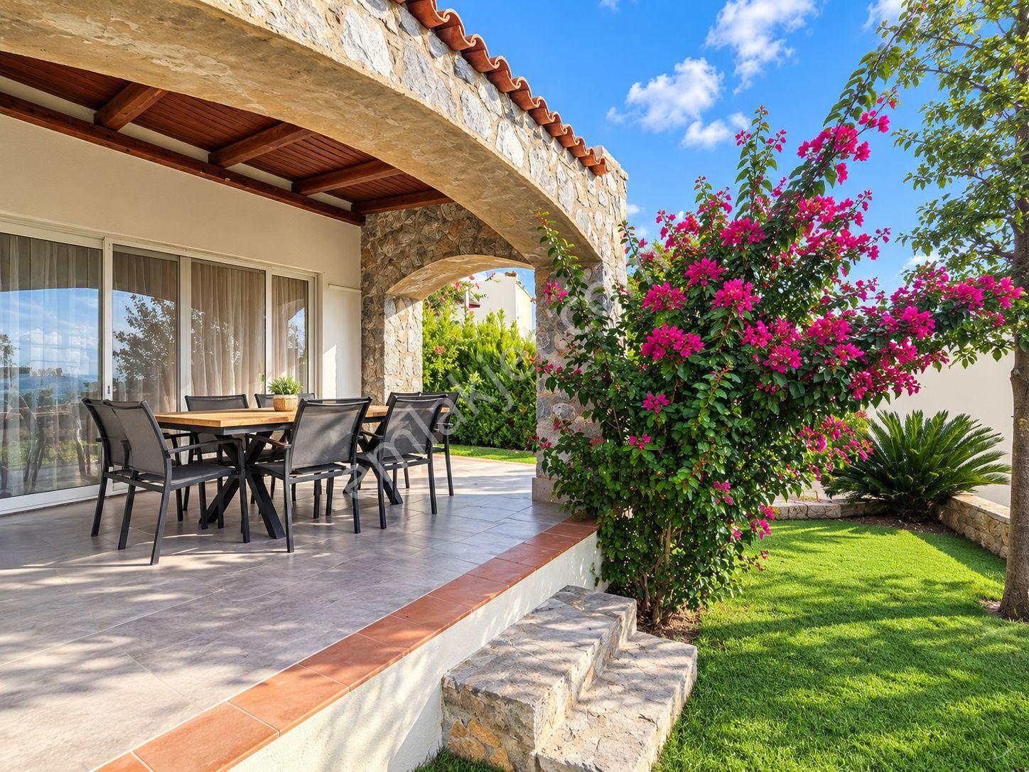 Muğla Bodrum Site İçinde Satılık Bahçe Katı — fotoğraf 5