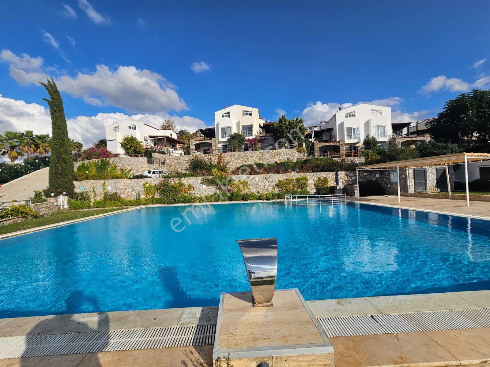 Muğla Bodrum Site İçinde Satılık Bahçe Katı — fotoğraf 25