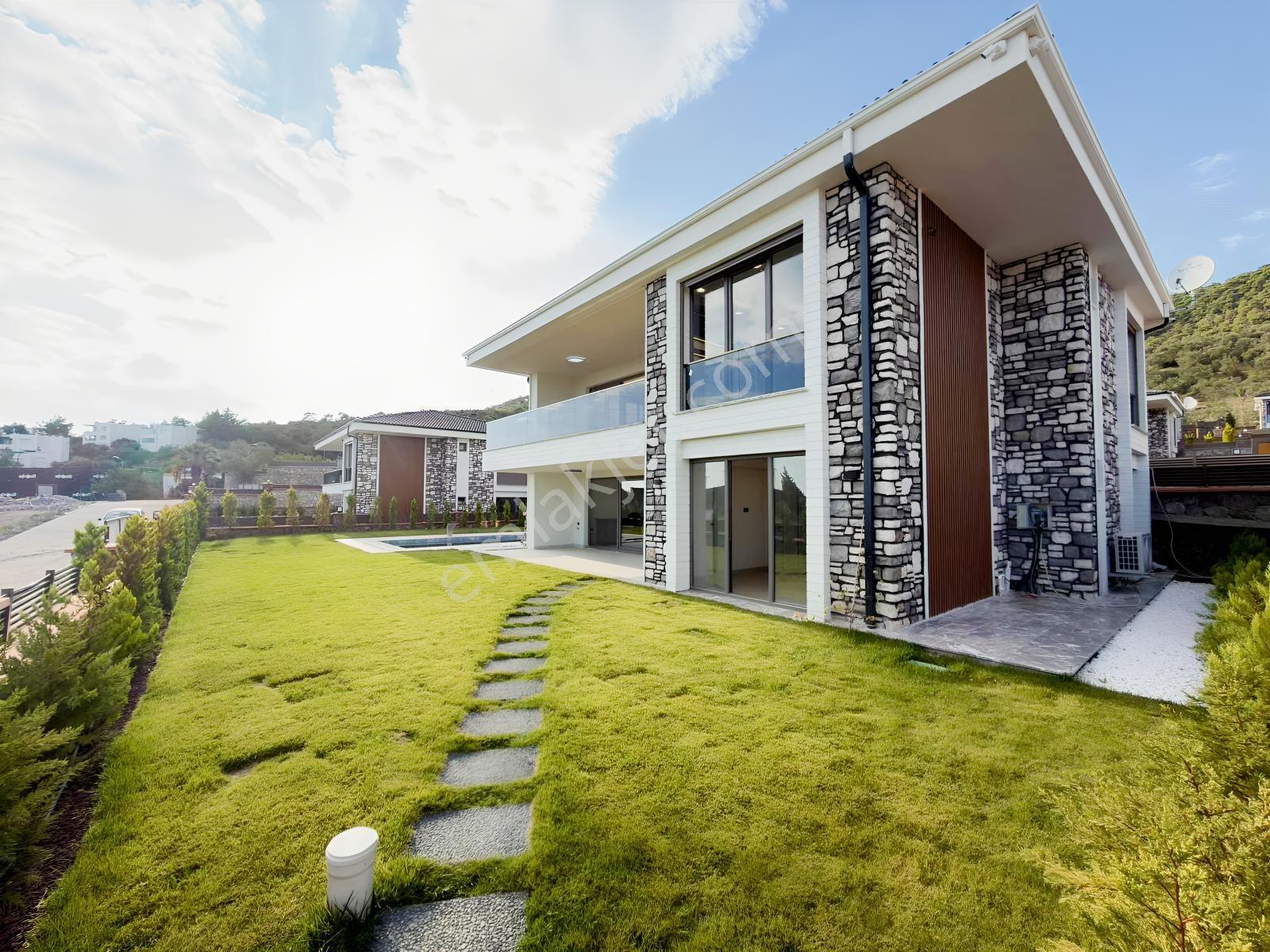 Avcı'dan 700m2 Arsa 260m2 Net Bahçeden Deniz Manz Yatay Villa — fotoğraf 19