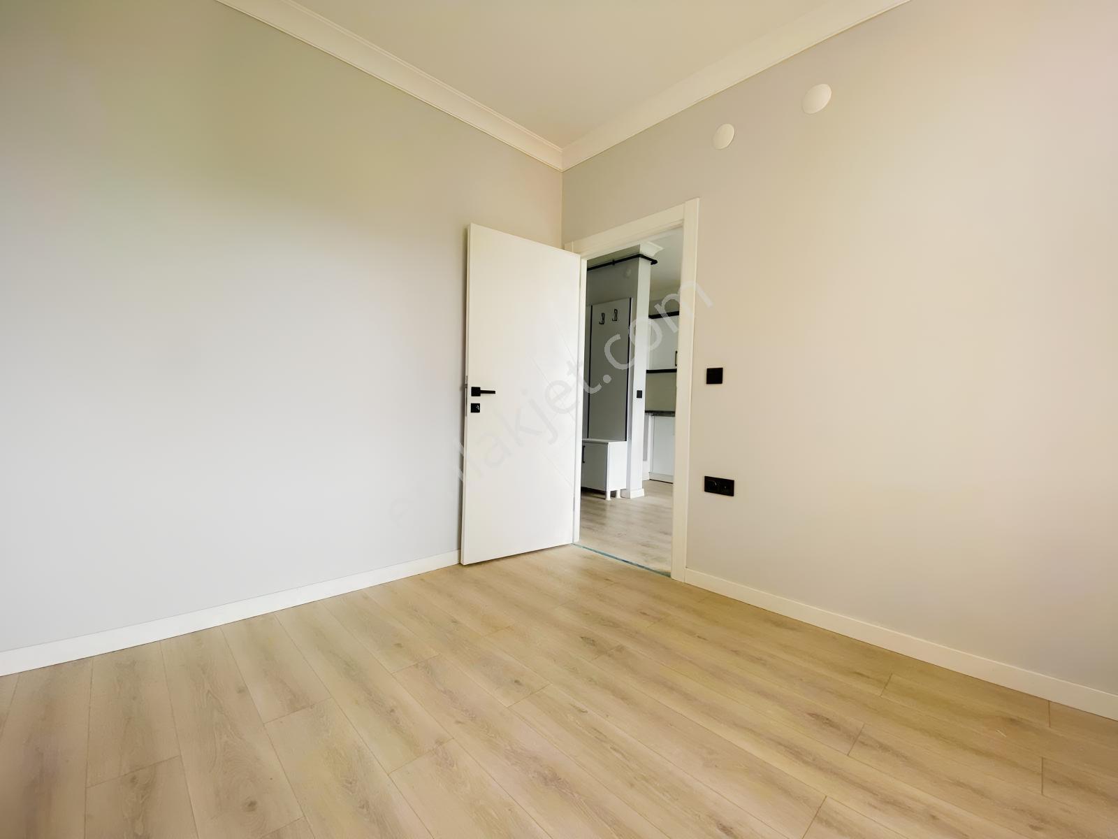 Yine*zeybek* Den Deniz Manzaralı 1+1/sifir Daire 45.m2 — fotoğraf 25
