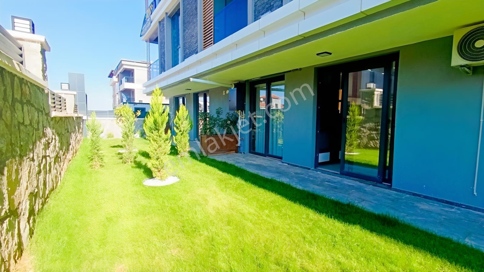 C21 Loft'Tan Servergazi'De Havuzlu Sitede Eşyalı Satılık 1+1