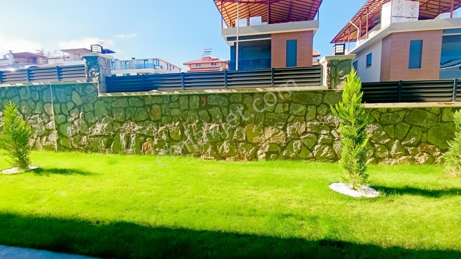 C21 Loft'tan Servergazi'de Havuzlu Sitede Eşyalı Satılık 1+1 — fotoğraf 17