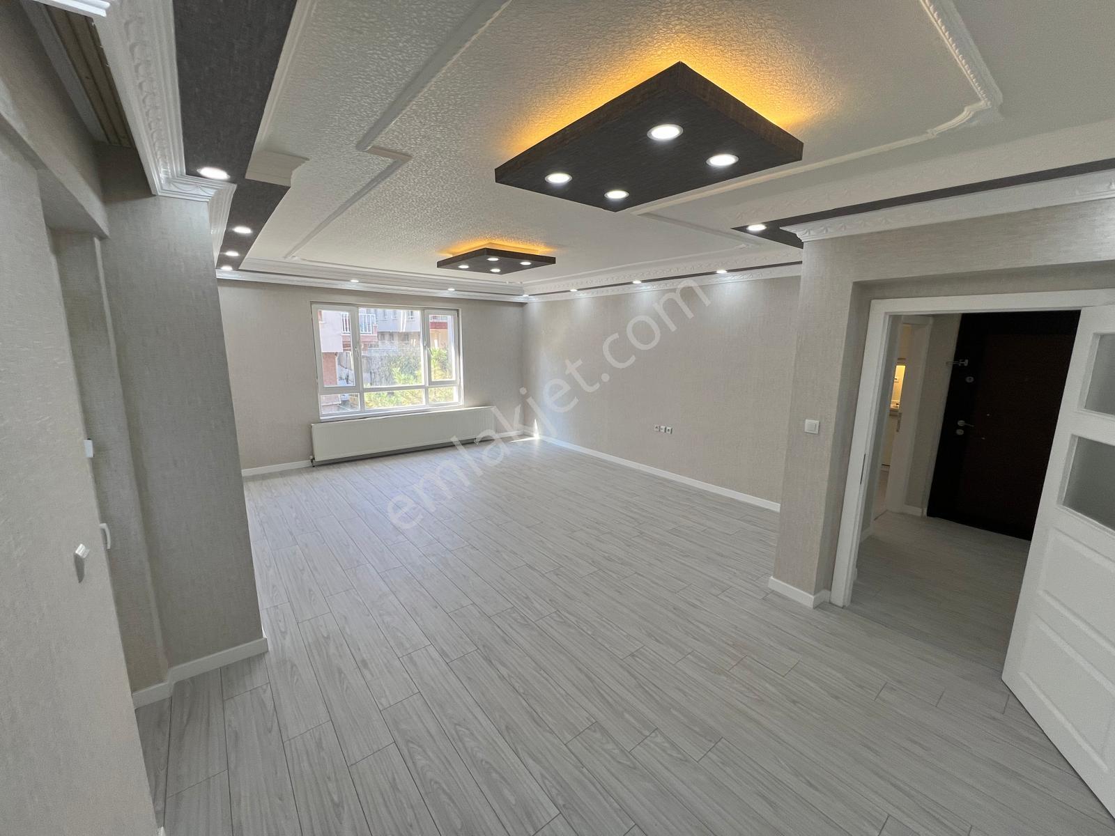 Ovacık Koblay Yakını 130 M2 Asansörlü 1.kat Yapılı 3 Balkonlu — fotoğraf 13