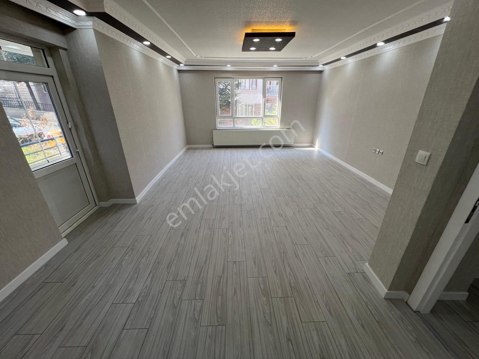 Ovacık Koblay Yakını 130 M2 Asansörlü 1.kat Yapılı 3 Balkonlu — fotoğraf 15