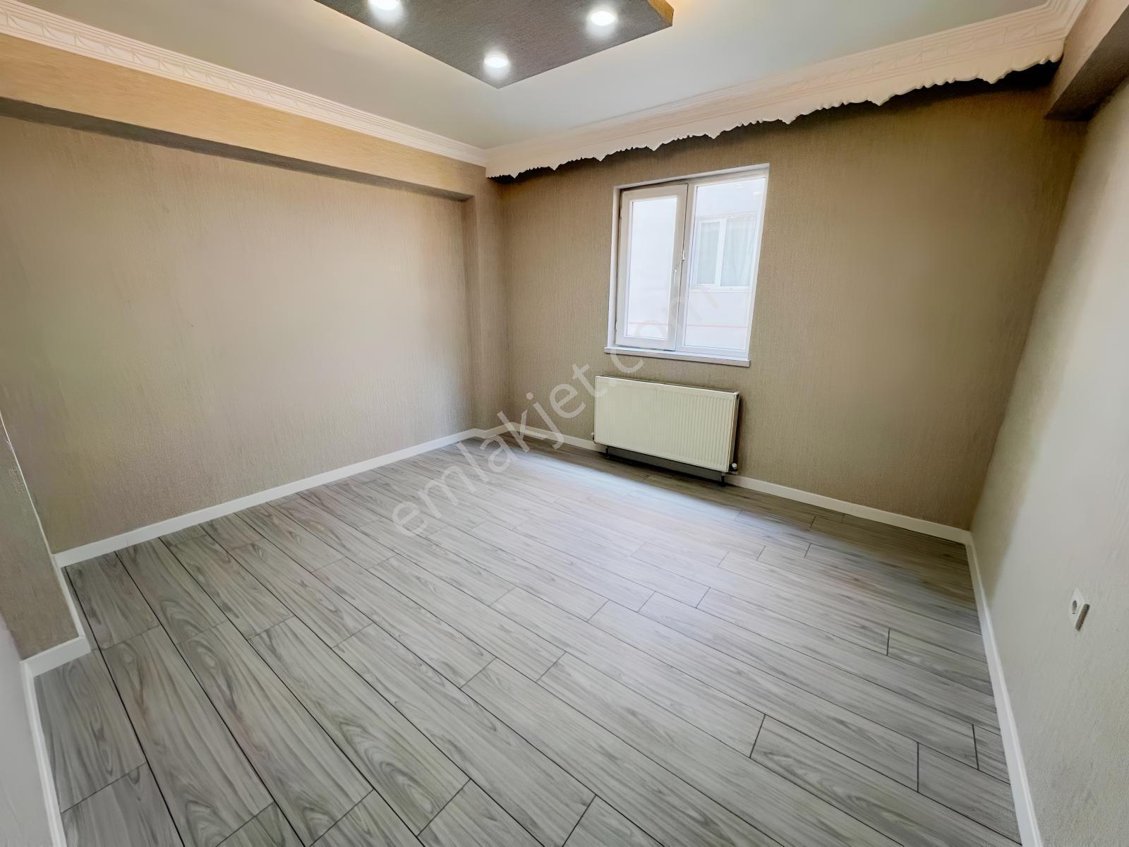 Ovacık Koblay Yakını 130 M2 Asansörlü 1.kat Yapılı 3 Balkonlu — fotoğraf 18