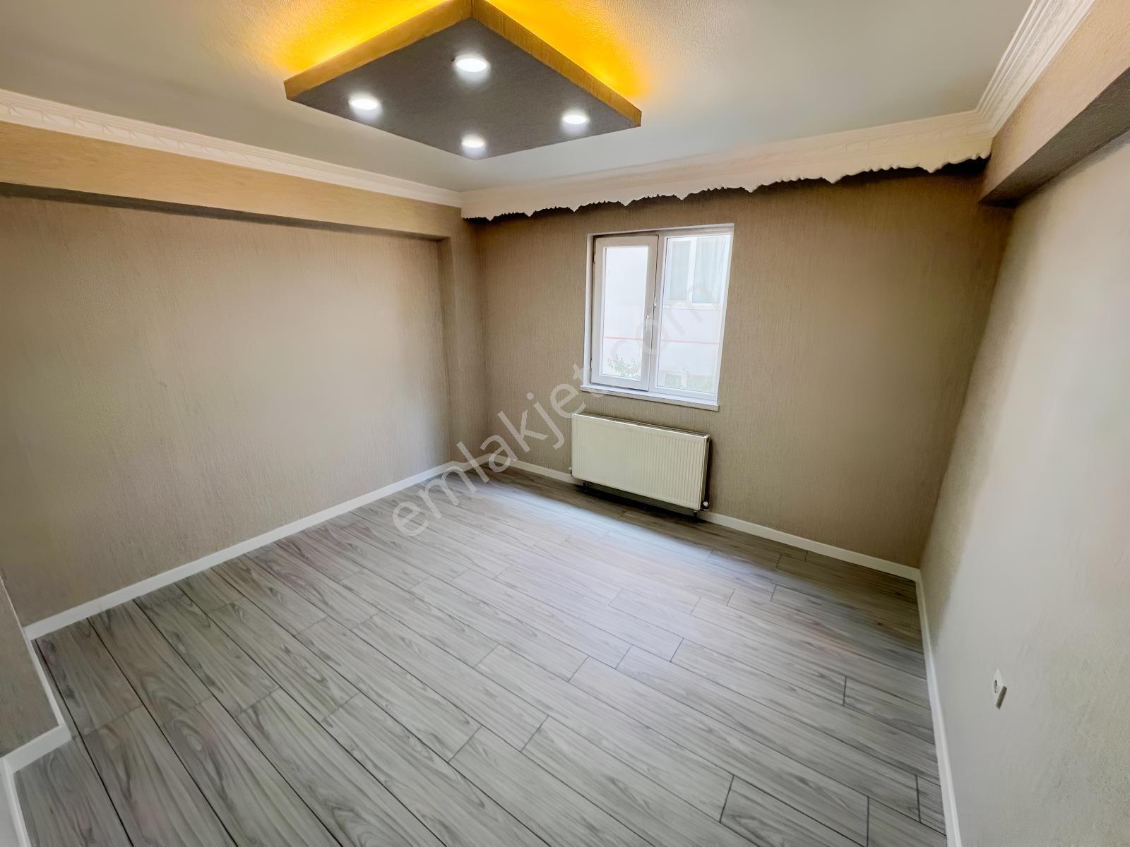 Ovacık Koblay Yakını 130 M2 Asansörlü 1.kat Yapılı 3 Balkonlu — fotoğraf 20