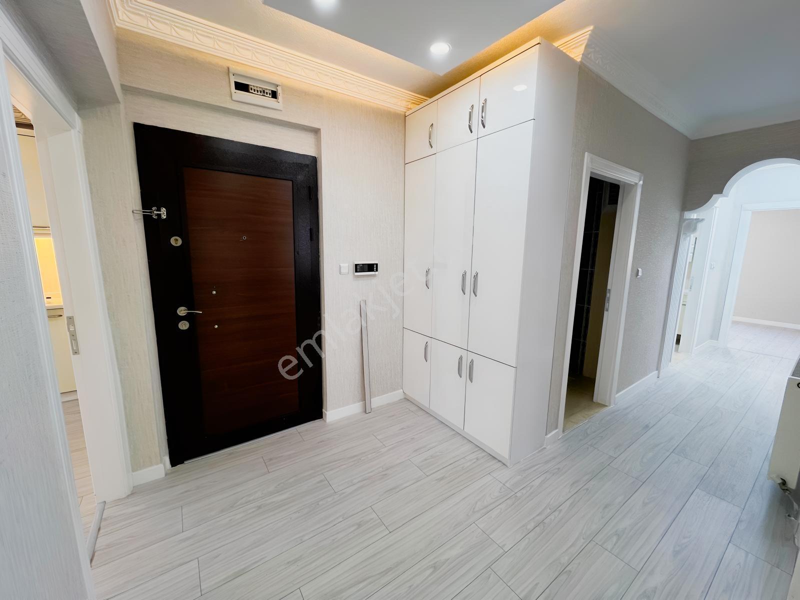 Ovacık Koblay Yakını 130 M2 Asansörlü 1.kat Yapılı 3 Balkonlu — fotoğraf 22
