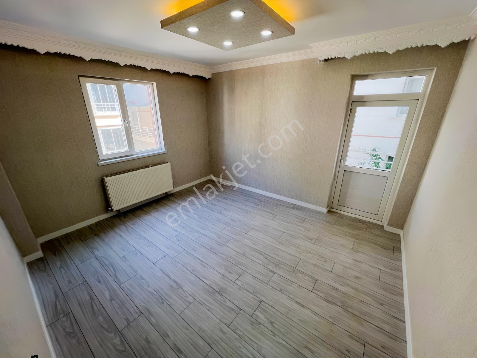 Ovacık Koblay Yakını 130 M2 Asansörlü 1.kat Yapılı 3 Balkonlu — fotoğraf 25