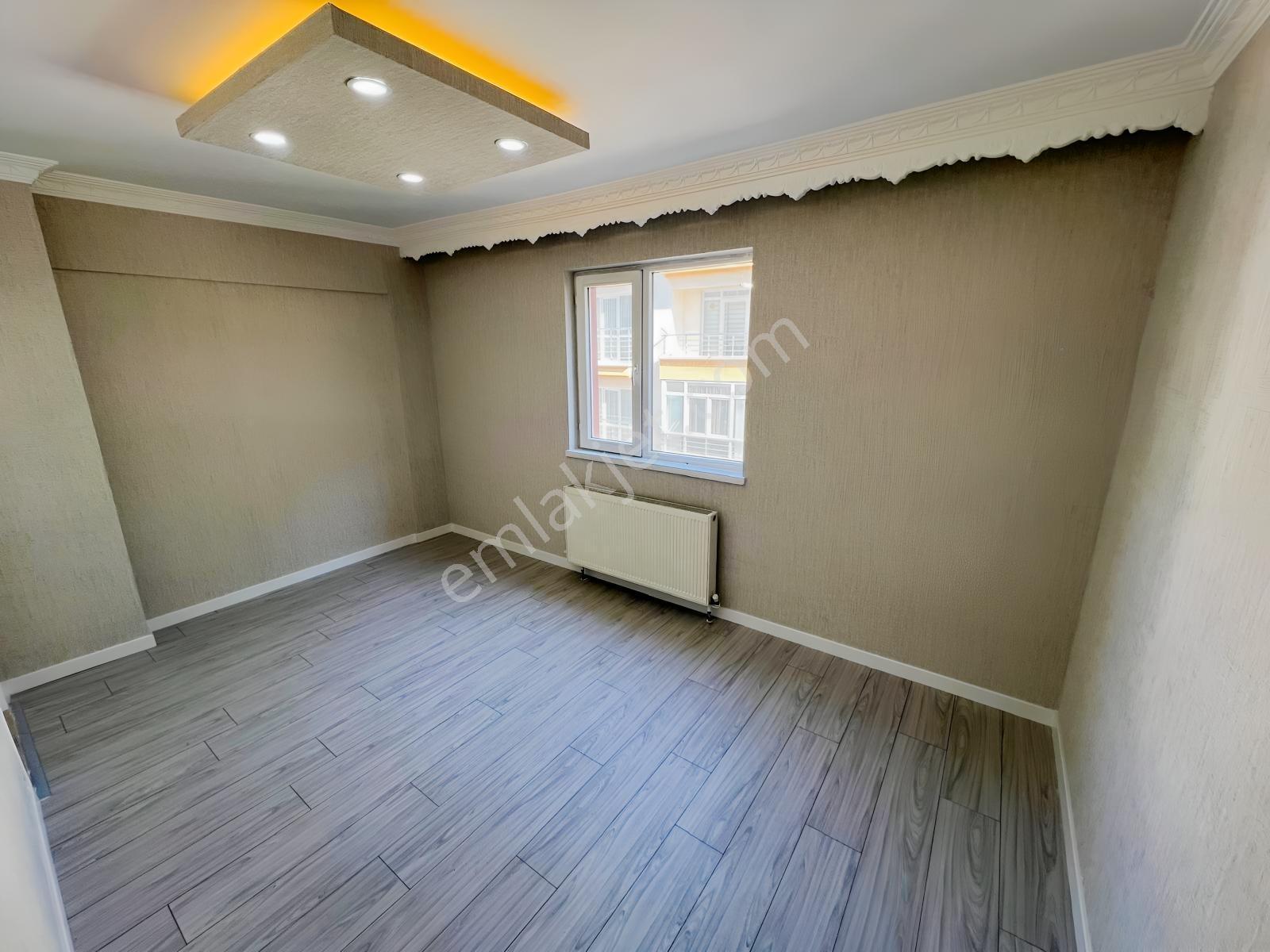Ovacık Koblay Yakını 130 M2 Asansörlü 1.kat Yapılı 3 Balkonlu — fotoğraf 34