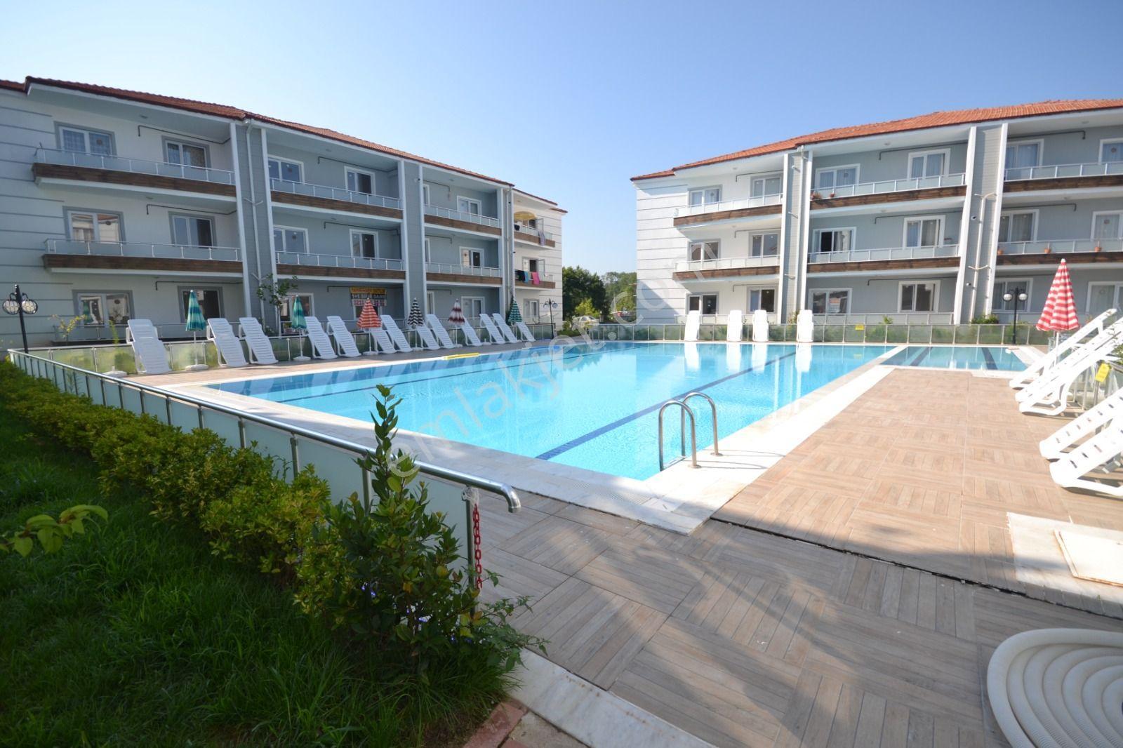 *yaz-kış Yaşama Uygun! Havuz Cephe Bahçe Katı*1+1 Fırsat Daire!! — fotoğraf 2