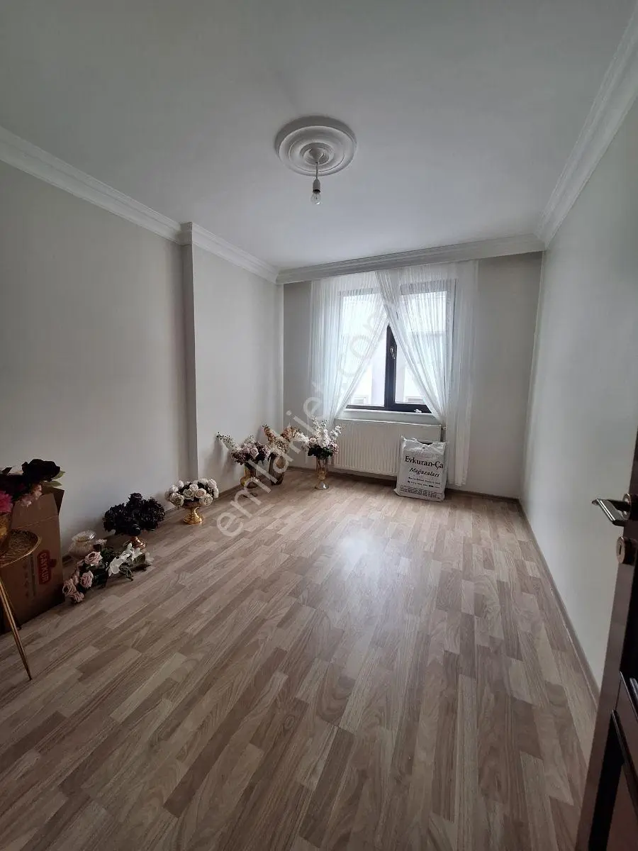 Turyap Ubeydullah'tan Mükemmel Konuma Sahip Ara Kat Daire Stlık. — fotoğraf 11
