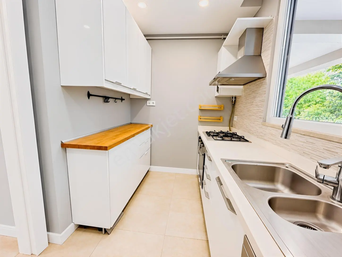 Erenköy'de 2+1 Net 85m2 Divanın Sokağın'da Boş Fırsat Daire — fotoğraf 11