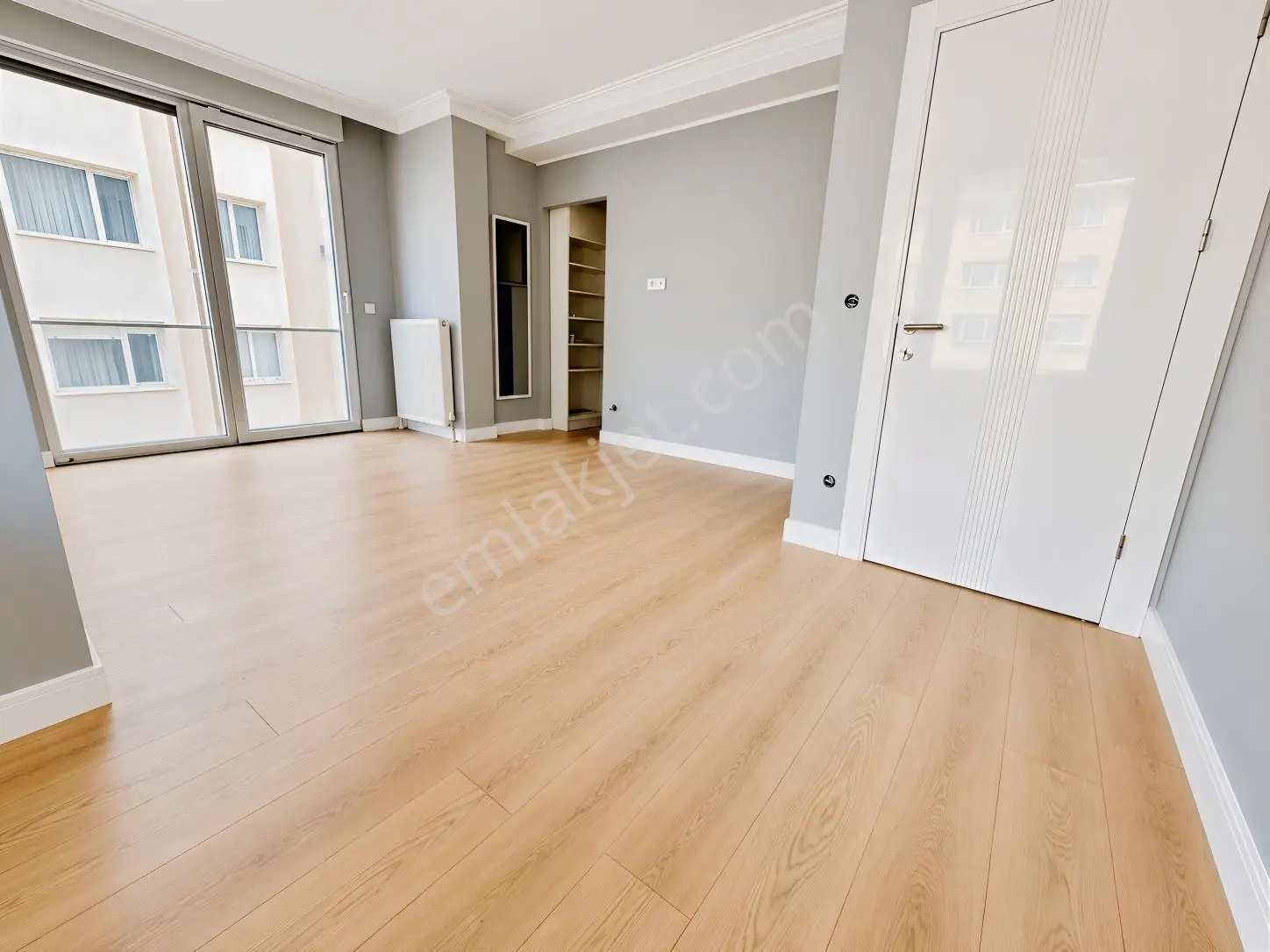 Erenköy'de 2+1 Net 85m2 Divanın Sokağın'da Boş Fırsat Daire — fotoğraf 12