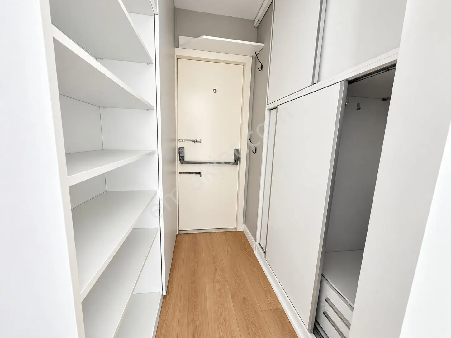 Erenköy'de 2+1 Net 85m2 Divanın Sokağın'da Boş Fırsat Daire — fotoğraf 25