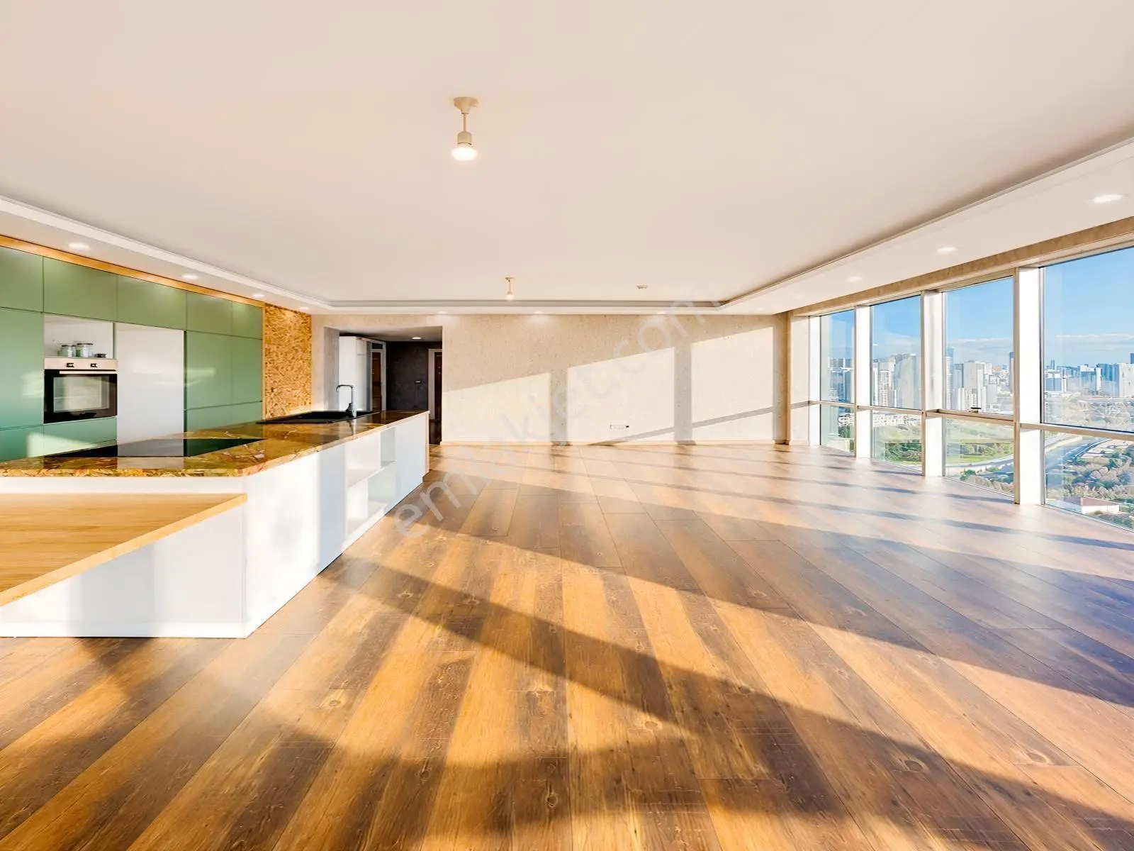 Metrobüse Yakın Lüks Sitede Penthouse Daire Ultra Geniş 2+1daire — fotoğraf 9
