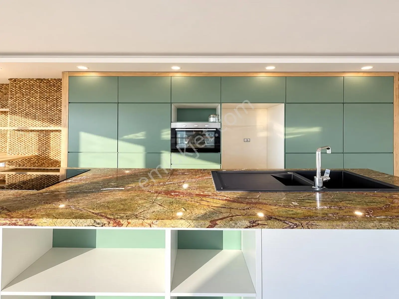 Metrobüse Yakın Lüks Sitede Penthouse Daire Ultra Geniş 2+1daire — fotoğraf 10
