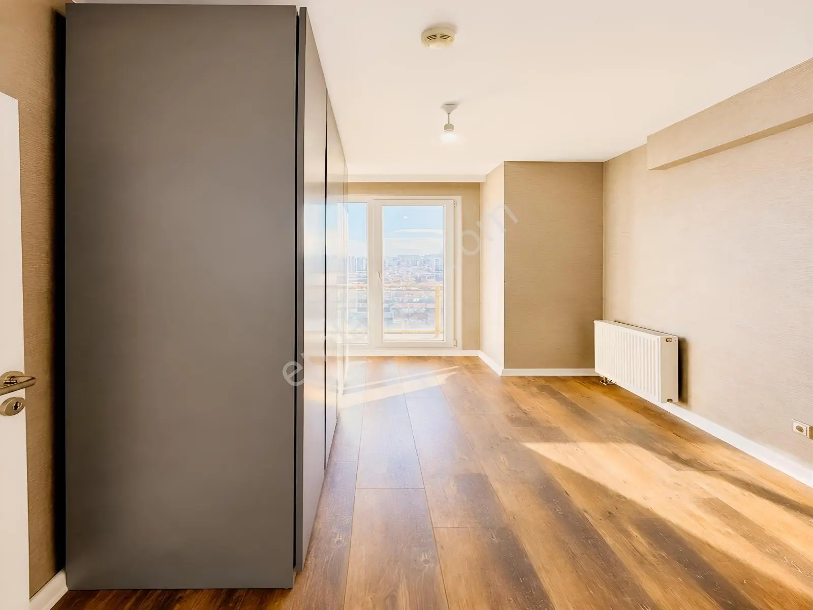Metrobüse Yakın Lüks Sitede Penthouse Daire Ultra Geniş 2+1daire — fotoğraf 27