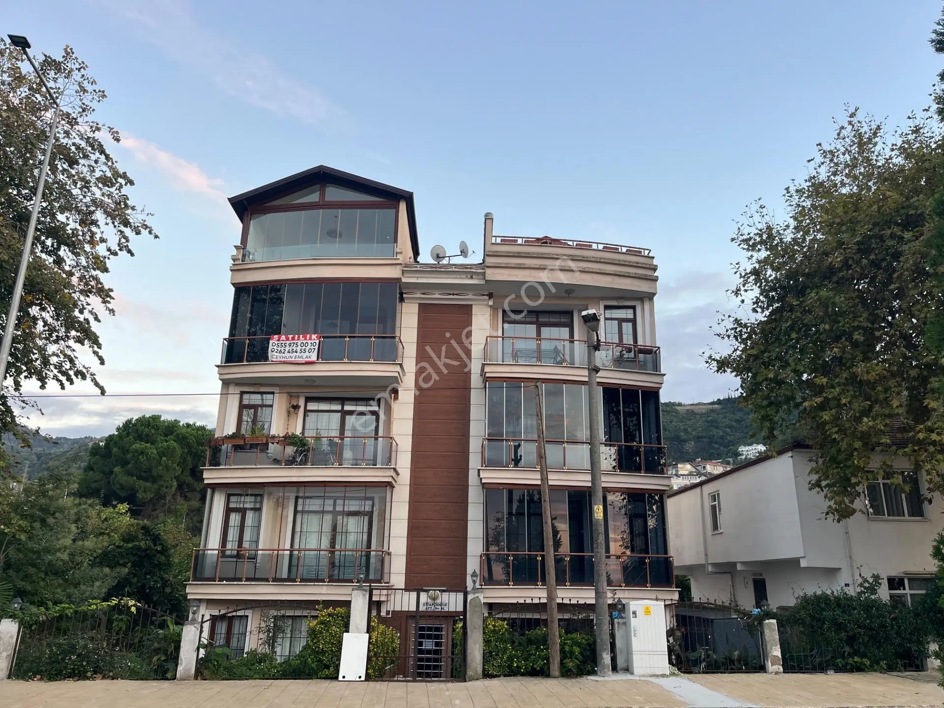 Ereğli’De Denize Sıfır 5+1 Fırsat Dubleks Daire
