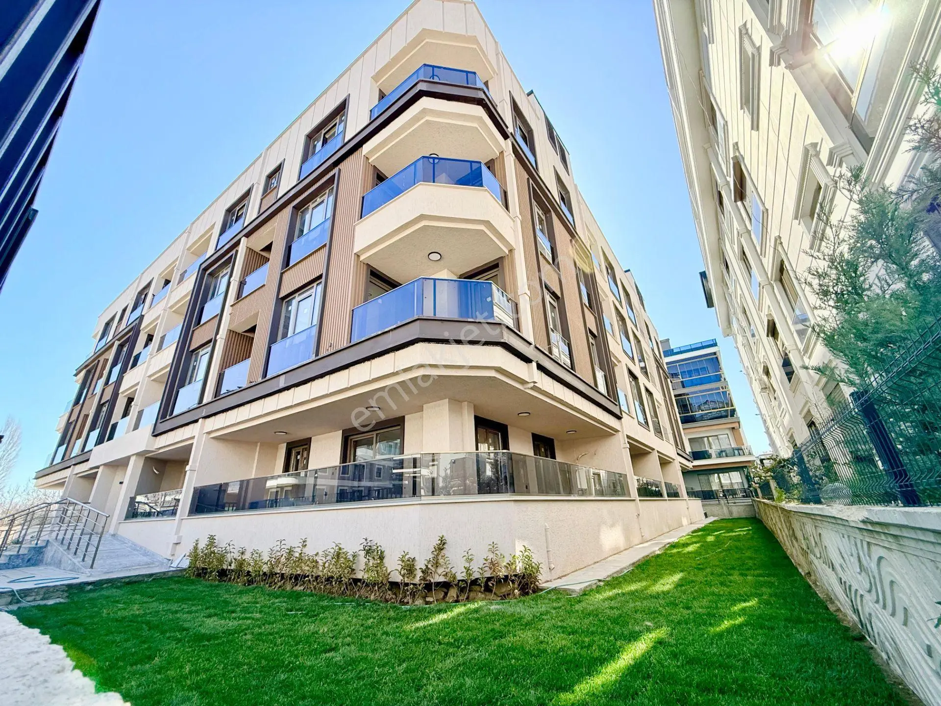 ▀ Körfez'Den ▄ Kapalı Otoparklı Geniş Teraslı Sıfır 2+1 Dubleks