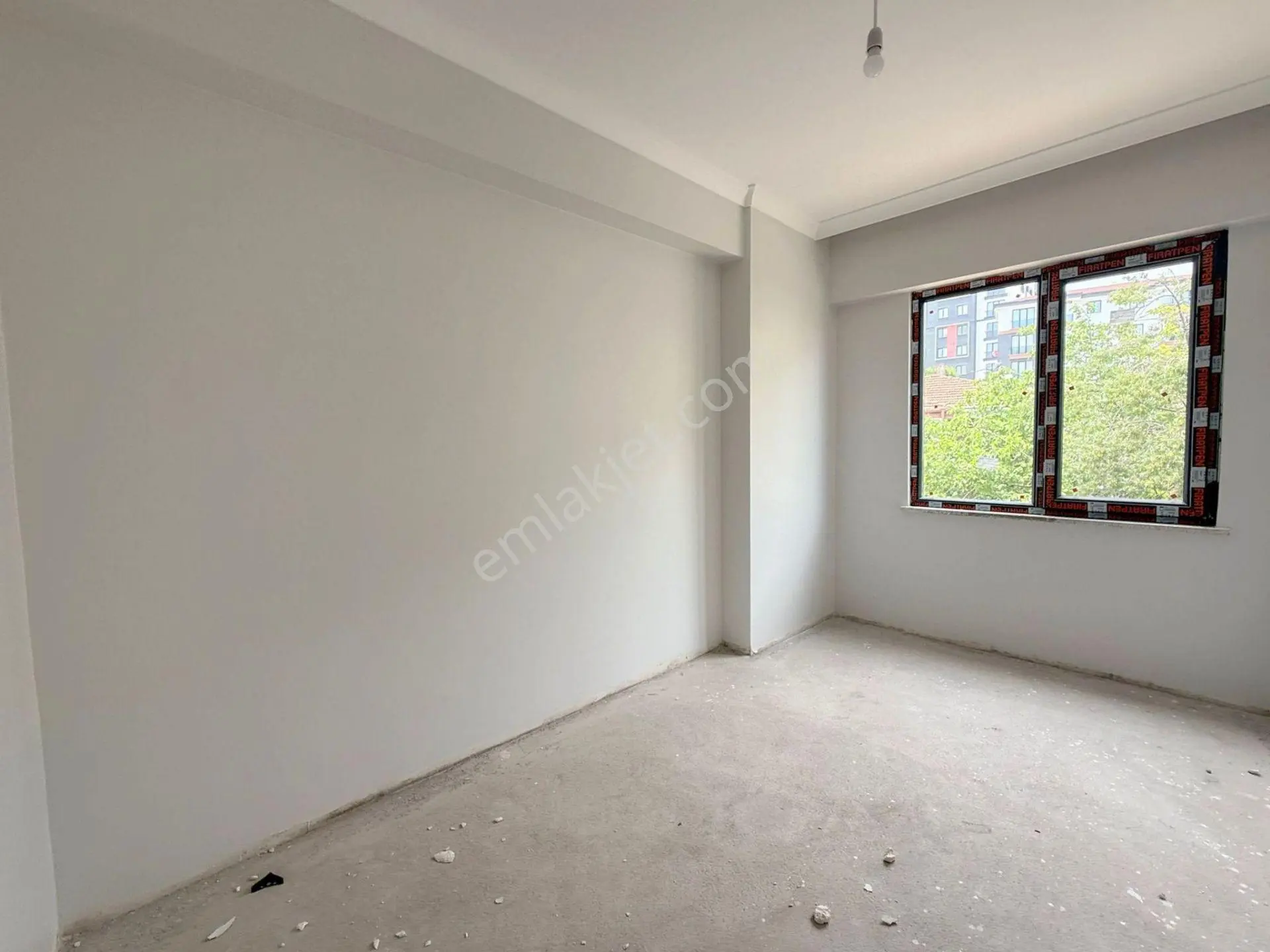 Mertcan'dan Yayalar Mah. İskanlı Açık Balkonlu 3+1 Daire — fotoğraf 10