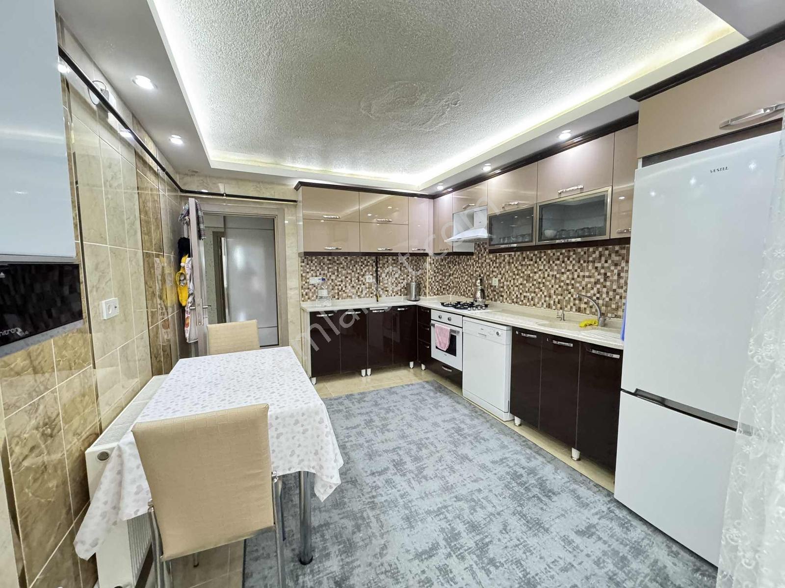 Şahin Grouptan Ada Gros Mevki 4+1 1.kat Ultra Lüx Yapılı Kelepir — fotoğraf 2