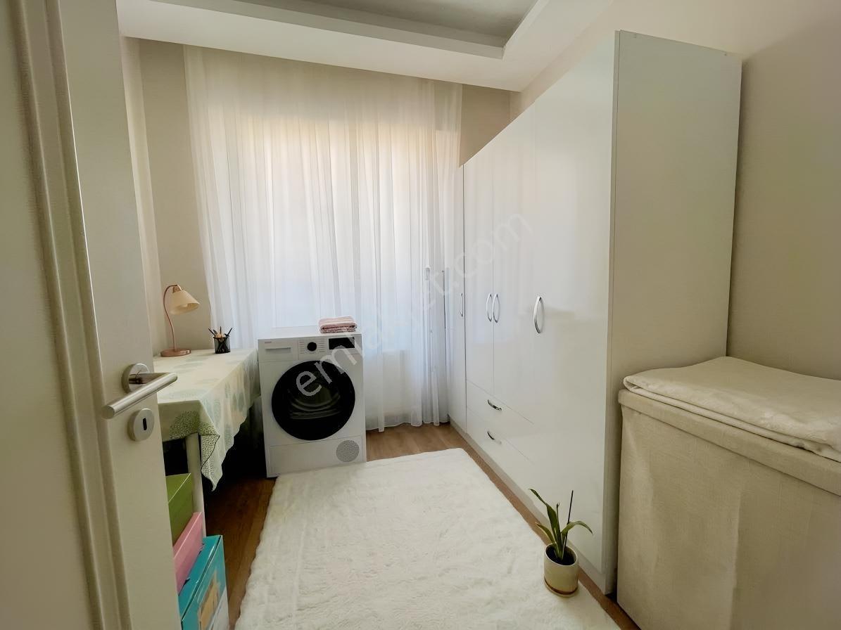 İzmir Bornova Avcılar Cadde Bostan Sitesi 2+1 Ara Kat Satılık — fotoğraf 17