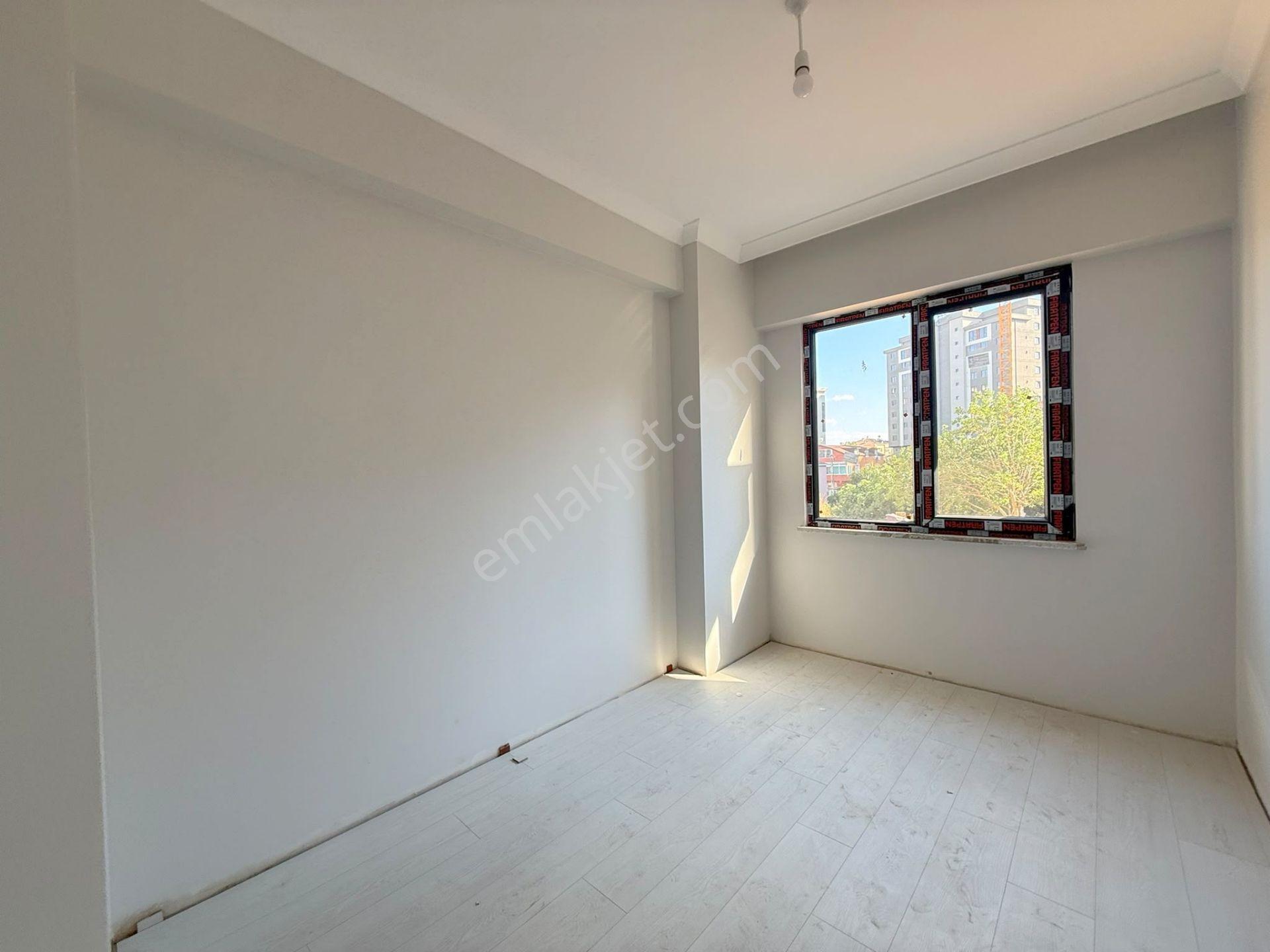 Mertcan'dan Caddeye 1dk Açık Balkonlu Sıfır 2+1 Daire — fotoğraf 7
