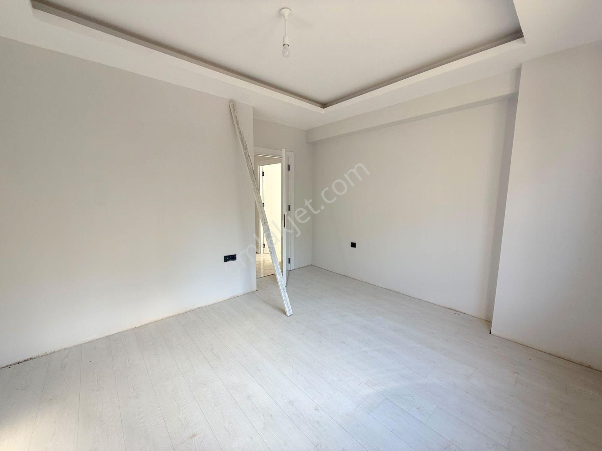 Mertcan'dan Caddeye 1dk Açık Balkonlu Sıfır 2+1 Daire — fotoğraf 10