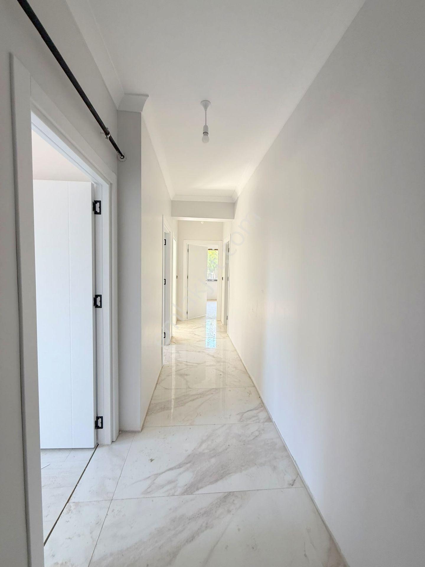 Mertcan'dan Caddeye 1dk Açık Balkonlu Sıfır 2+1 Daire — fotoğraf 11