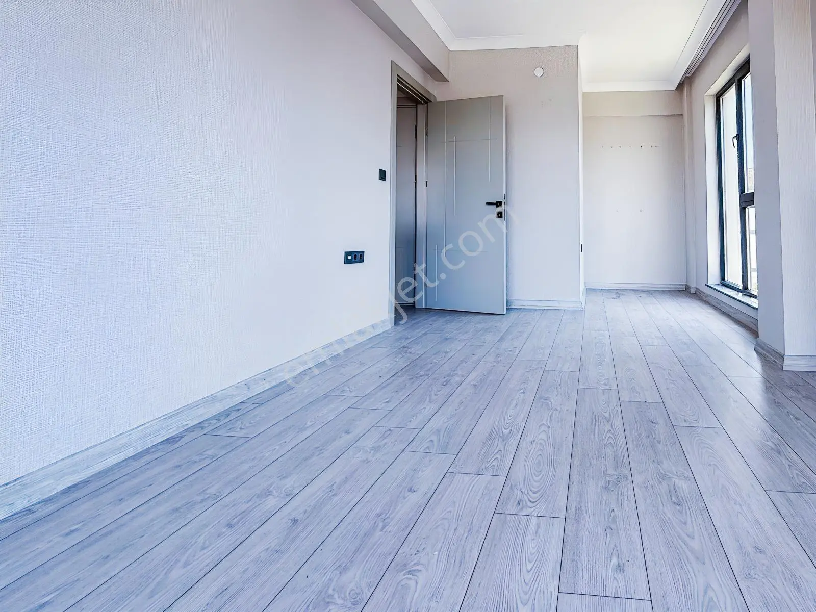 Kızılcaşar'da Çatı Dubleks 4+1 İskanlı Takaslı Satılık Daire — fotoğraf 22