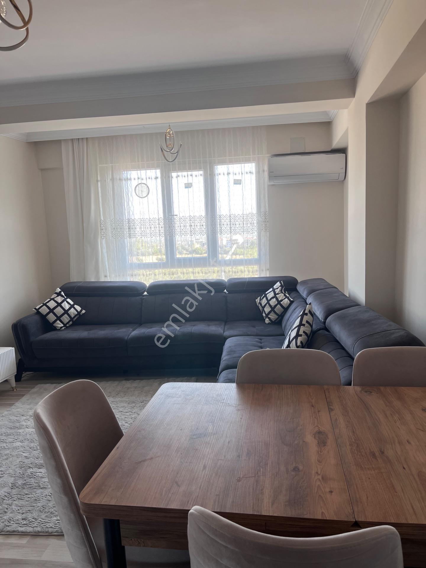 Alaşehir'de Satılık Eşyalı 1+1 Modern Daire — fotoğraf 7